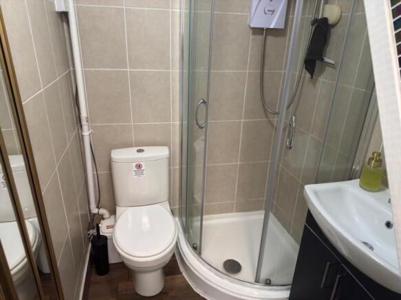 Annex Shower Room