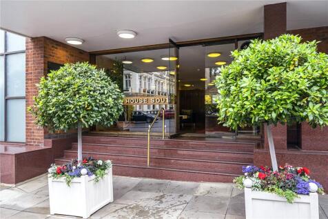 Ennismore Gardens, London, SW7
