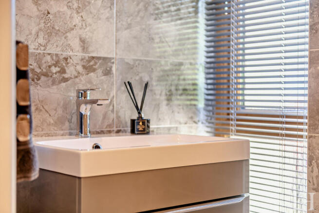 8616740-interiorW...