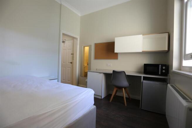 Room 185, 16-18, Regency Square (1).JPG