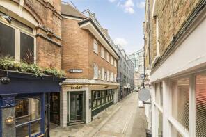 Flat 2, White Rose Court, Widegate Street, London E1 7ES