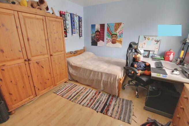 Photo 10