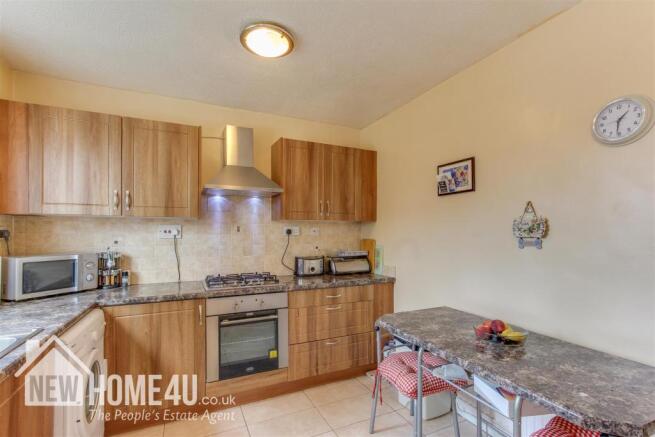 KITCHEN:
