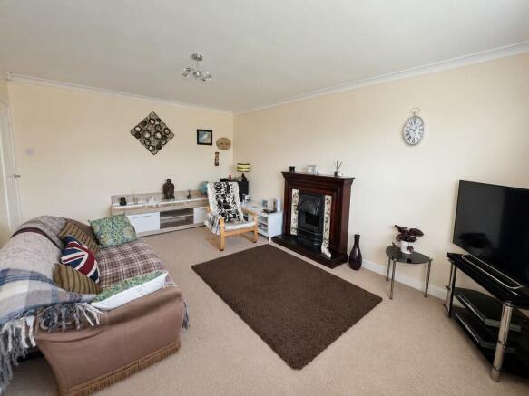2 bed Detached Bungalow for sale Image 5