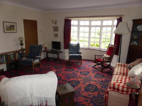 SITTING ROOM