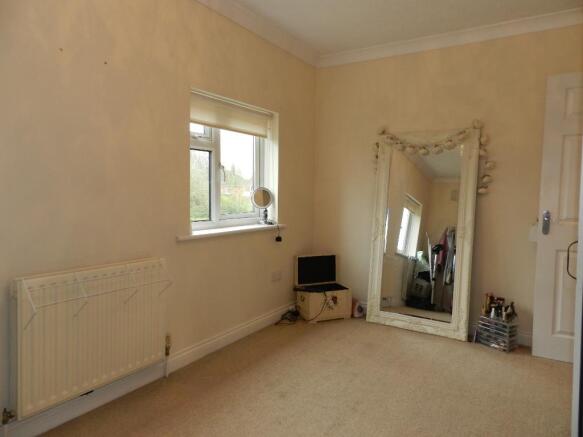 Rowlett Road, Corby, Northamptonshire, NN17 - View 4