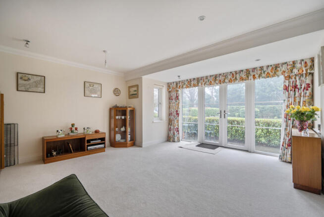 1396730-11-695fb6...