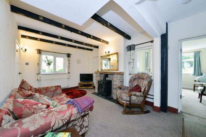 75 Four Ashes Road (12).jpg