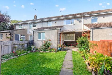 Fairways Avenue