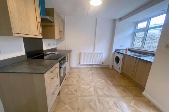 Kitchen with all app