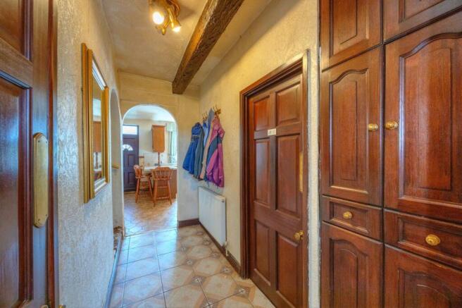 3 bed Terraced for sale Image 4