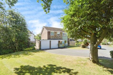 Westleigh Drive, Baildon, Shipley