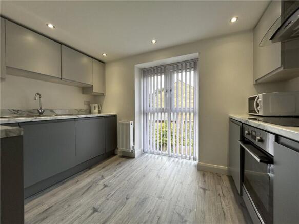 4 bed Town House for sale Image 12
