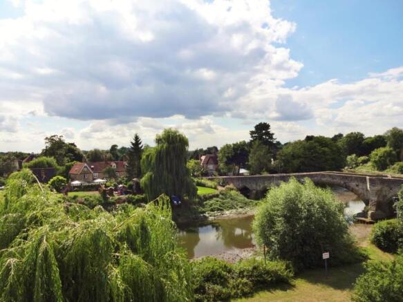 # Medieval Bridge Ju