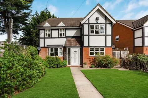 Pine Trees Drive, Ickenham, UB10