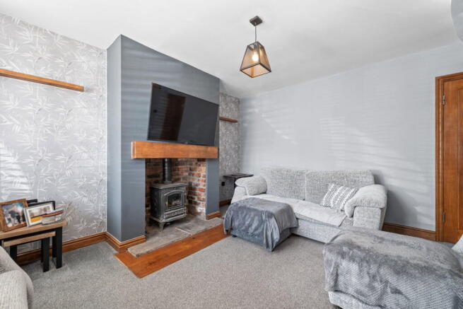 3 bed Town House for sale Image 5