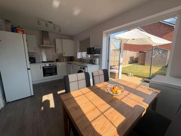 Dining Kitchen