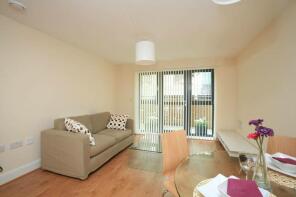 7, 124 Sandover House, Spa Road, London SE16 3FD
