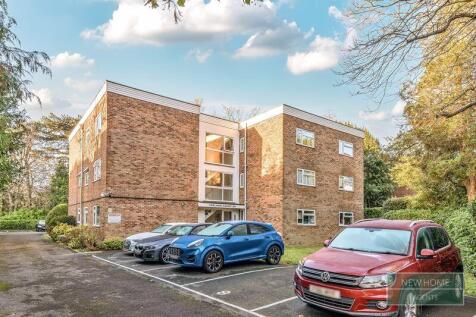 Treloen Court, Wellington Road, Bournemouth, BH8 8JP