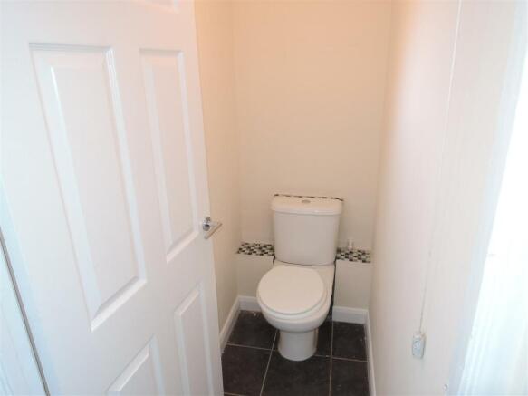 Ground Floor Cloakroom: