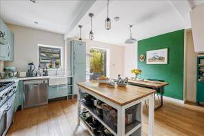 Flat 6 First And Second Floors, 114, Coningham Road, London W12 8BY