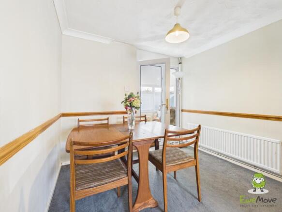 EweMove Estate Agents Basingstoke - Baird Avenue