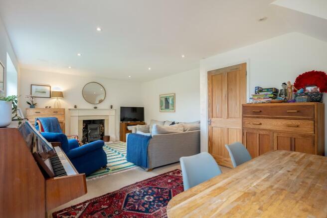 Living/dining room