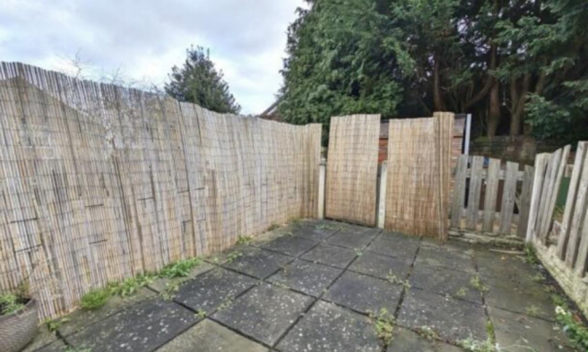 2 bed Terraced to rent Image 8