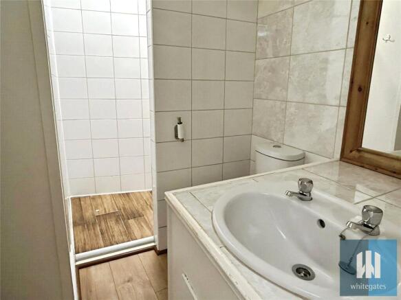 1 bed Apartment to rent Image 4