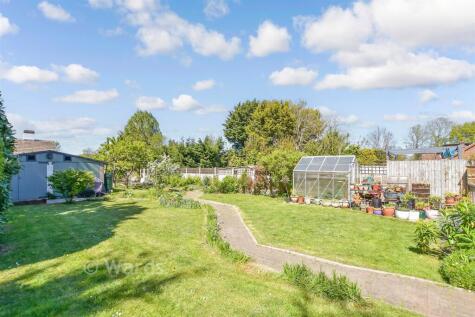 Hever Avenue, West Kingsdown, Sevenoaks, Kent