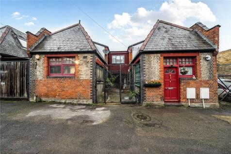 Queensthorpe Mews, Queensthorpe Road, London, SE26