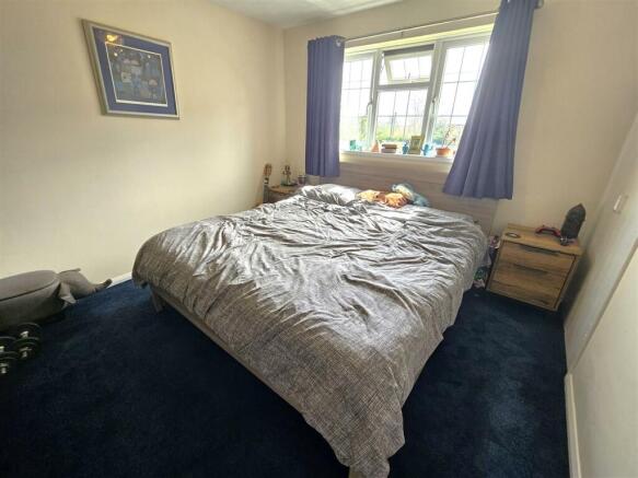 bedroom.jpg