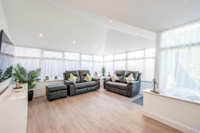Dining/Family Room
