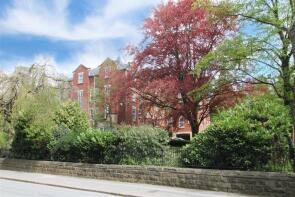 16, 45 Gardenhurst, Cardigan Road, Headingley, Leeds LS6 1WD