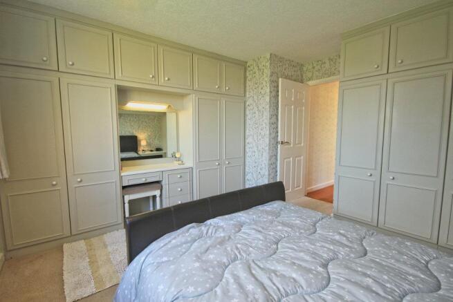 5 SWANLAND CLOSE COTTINGHAM (62)_lzn.jpg