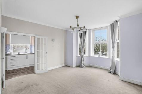Sandgate Road, Folkestone, CT20