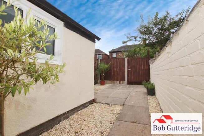 ENCLOSED REAR YARD