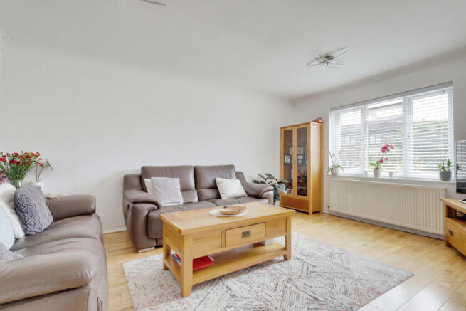 Nightingale Close, Southend-on-sea, SS2 photo 4