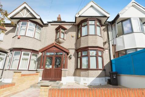 Hamilton Avenue, Ilford, IG6