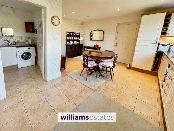 Kitchen/ Diner