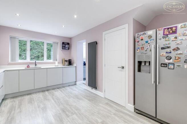 Owsten Court, Horwich, Bolton, BL6 photo 4