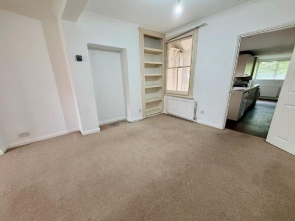 Sitting/Dining Room