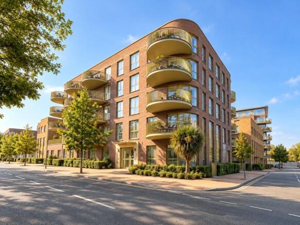 2-bed flat on Tudway Road, London, SE3, £325,000