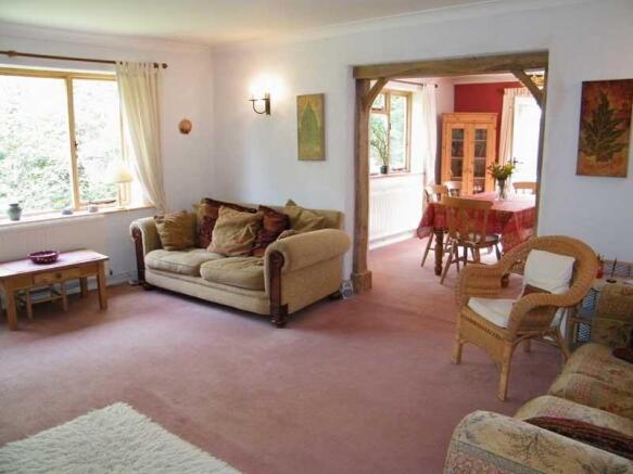 Sitting/dining room