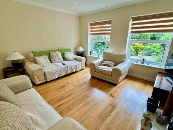3 bed Semi-Detached Bungalow for sale Image 5