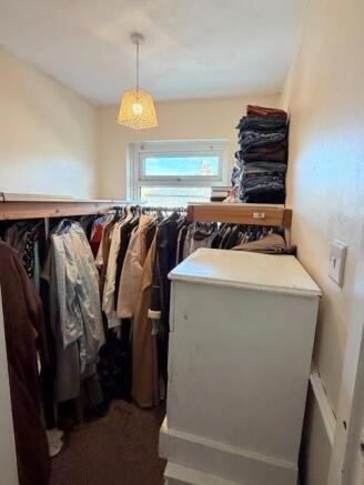 3 bed Semi-Detached for sale Image 10