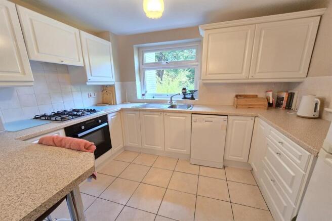 Dunham Rise, Altrincham, WA14 photo 4