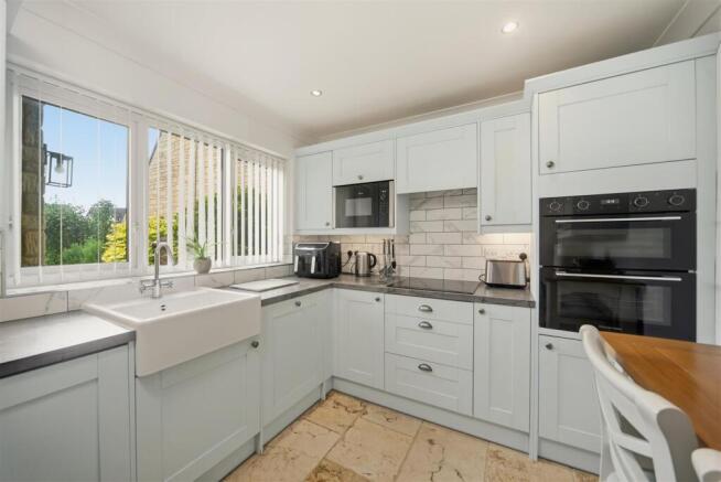 21 Arbour Close 2364-8.jpg