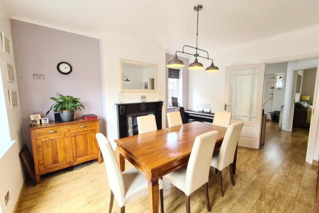 Dining Room (2)