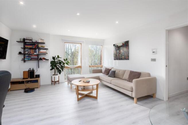 Waites Court, 73-79 Priory Road, NW6 3BD-5.jpg